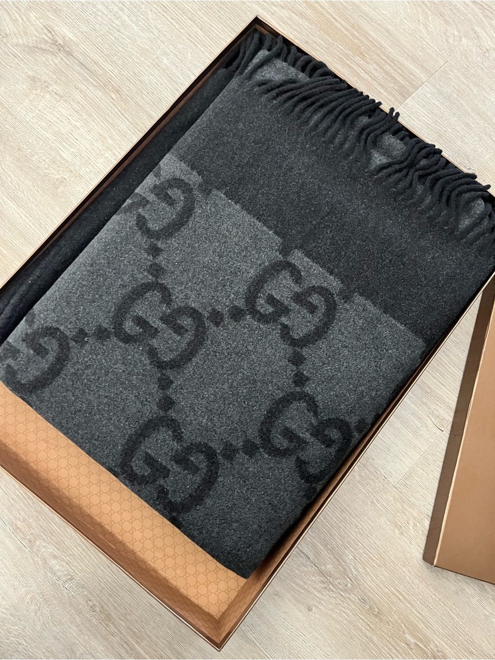 GUCCI Wool Cashmere Blend Throw Blanket with GG Monogram Authentic Fringe